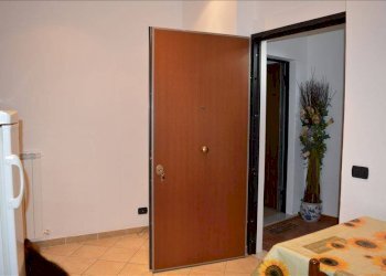 One-room apartment via Ponzò, Riccò del Golfo di Spezia - photo 10