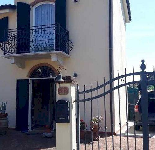 Villa Ameglia - photo 1