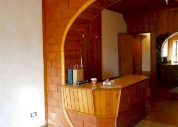 Capannone Lerici - foto 2