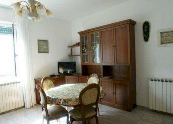 Trilocale Ameglia - foto 1