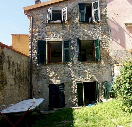 Villa La Spezia - foto 1