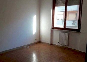 Trilocale Sarzana - foto 6