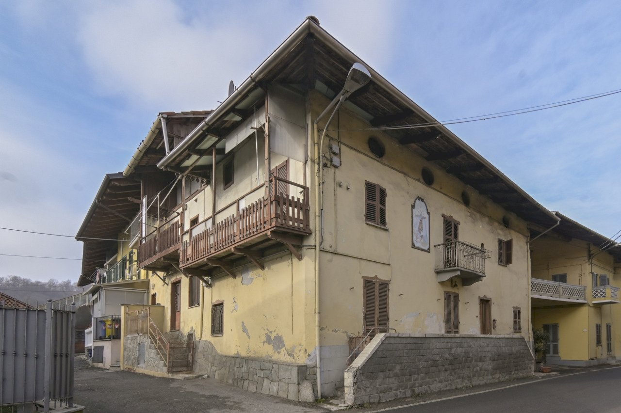 Front 0-2.JPG - Porzione di casa via salvatore mura 18, Front - foto 2