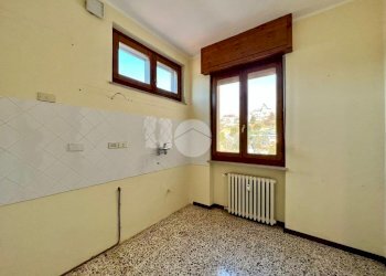 Trilocale Via torino, Lanzo Torinese - foto 11