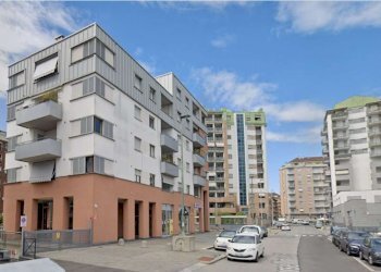 vai paolo borsellino 38 - Parking space via Paolo Borsellino, 38, Torino - photo 1