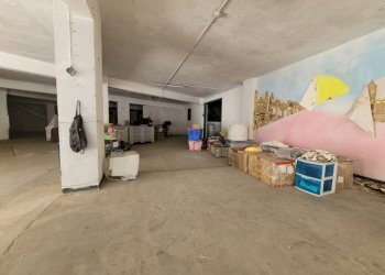 whatsapp image 2023 07 04 at 16 10 17  1 - Magazzino via turati, Savona (zona Villetta) - foto 2