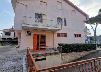 Apartment Città Sant'Angelo - photo 1