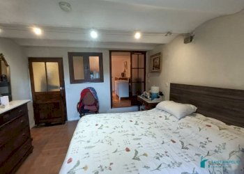 Camera da letto - Villa via Roma, 1, Castel Vittorio - photo 18