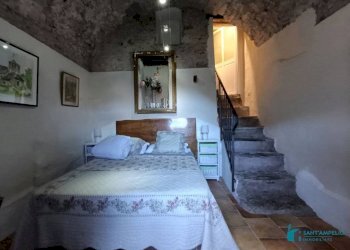 Camera da letto - Villa via Roma, 1, Castel Vittorio - photo 23