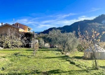 1004 - Villa località barbaira, Dolceacqua - photo 14