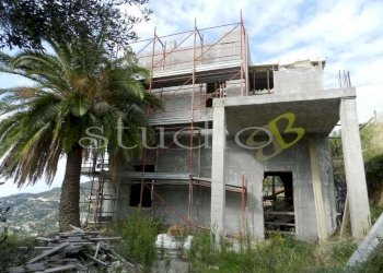 Facciata - Villa via alle Ville, snc, Ventimiglia - foto 15