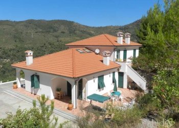 Facciata - Villa strada della Villa, Seborga - foto 2