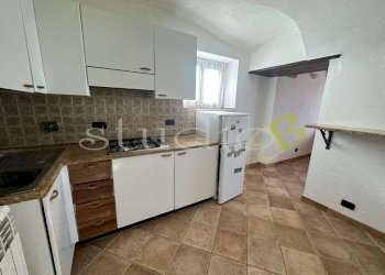 Cucina - Appartamento via Gian Tommaso Borgogno, snc, Perinaldo - foto 9