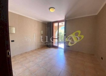 Stanza non arredata - Villa corso Bernardo Leone, 20Bis, Seborga - foto 8