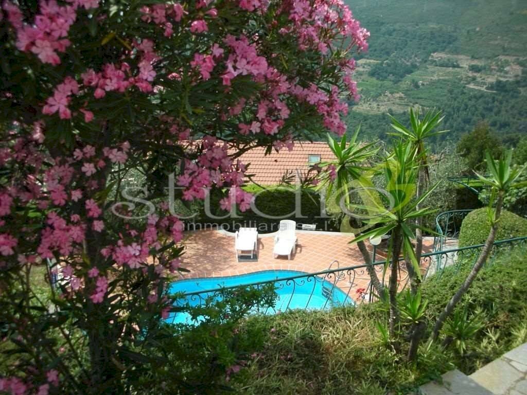 Piscina - Villa via Passo del Bandito, snc, Seborga - foto 1