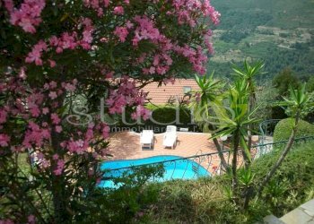 Piscina - Villa via Passo del Bandito, snc, Seborga - foto 1