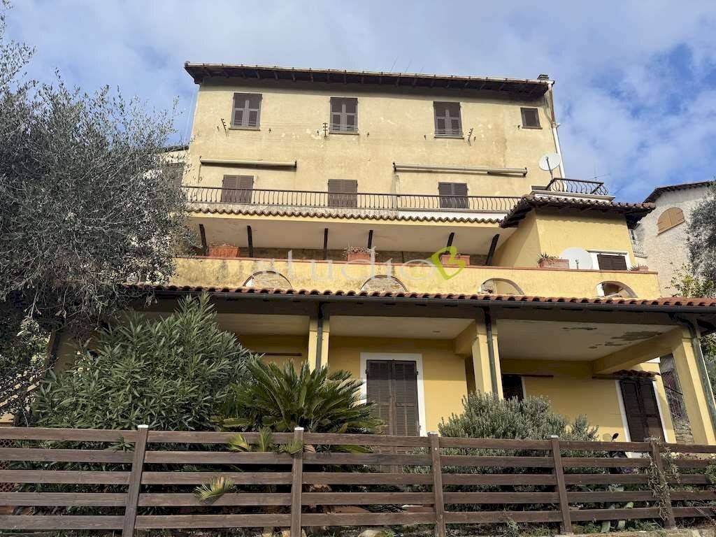 Quadrilocale vicolo Bernardo Leone, snc, Seborga - foto 2