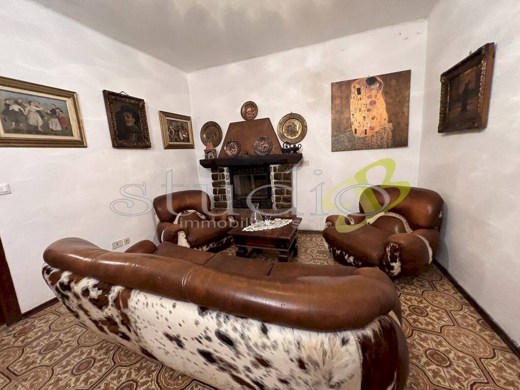 Apartment via Camillo Benso di Cavour, Apricale - photo 3