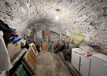 Appartamento via Camillo Benso di Cavour, Apricale - foto 11