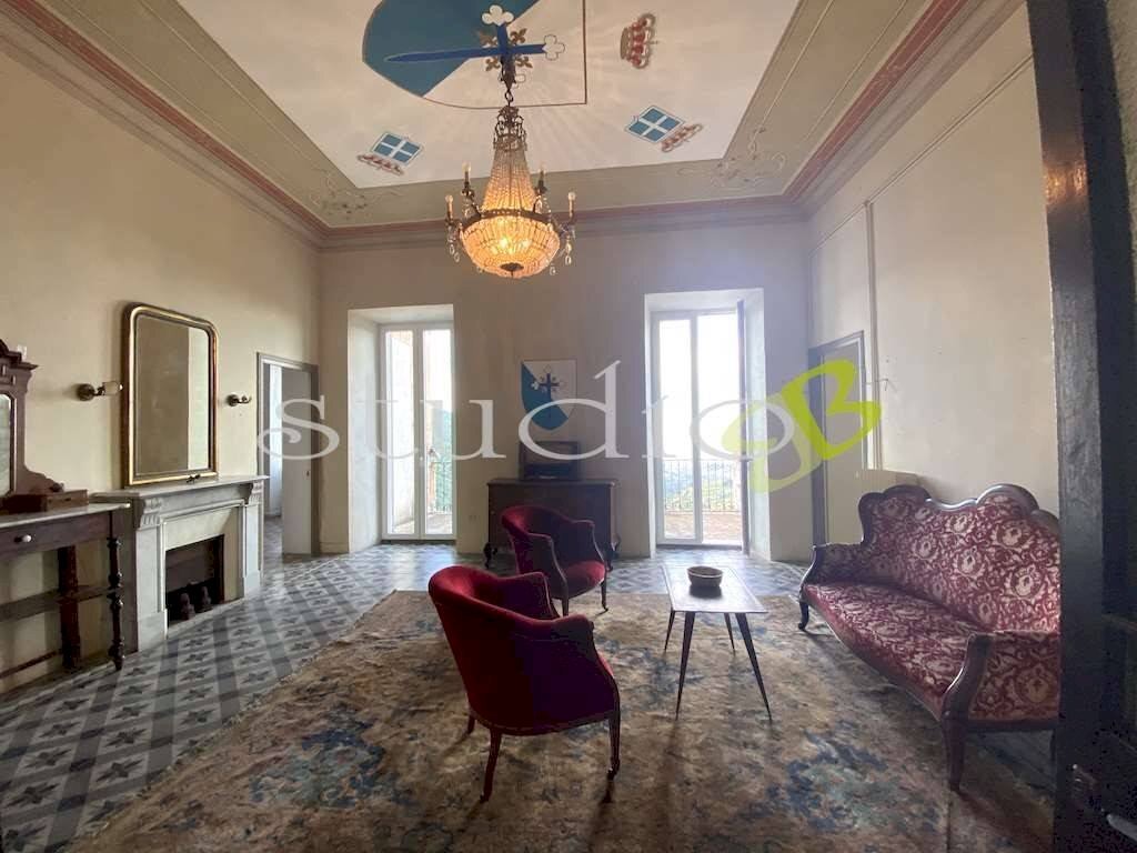 Salone - Stable - Palace via della Zecca, 7, Seborga - photo 1