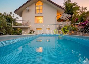 Piscina - Villa strada della Villa, snc, Seborga - foto 1