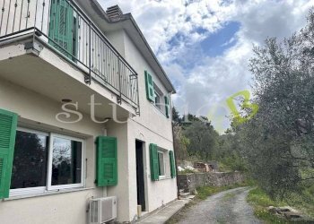 Facciata - Villa strada della Villa, snc, Seborga - foto 3
