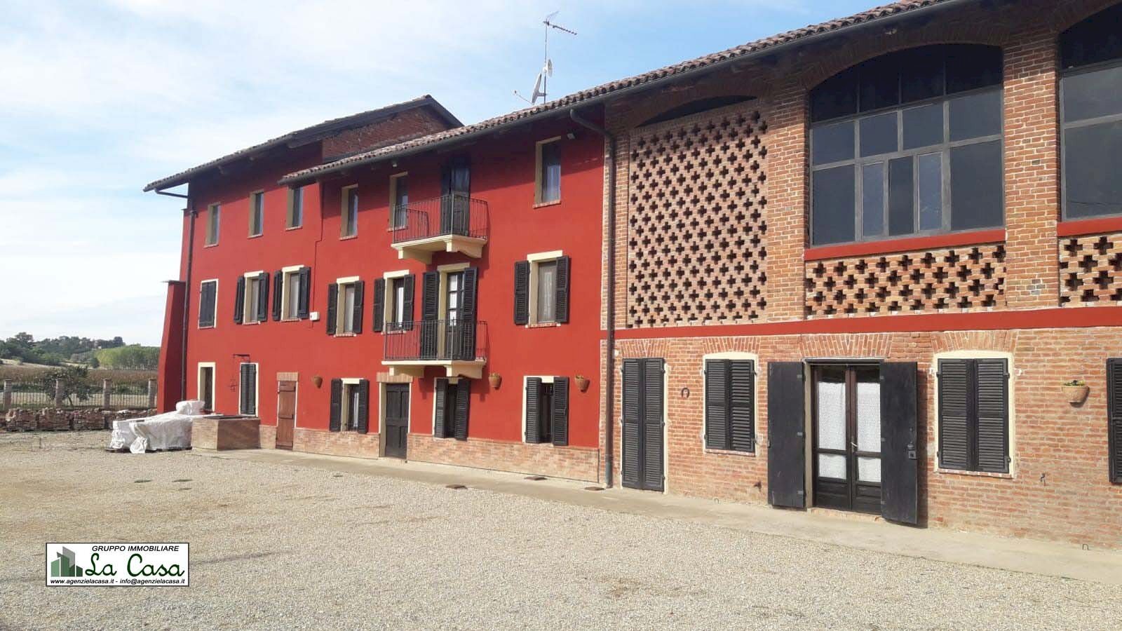 Farmhouse San Damiano d'Asti - photo 1