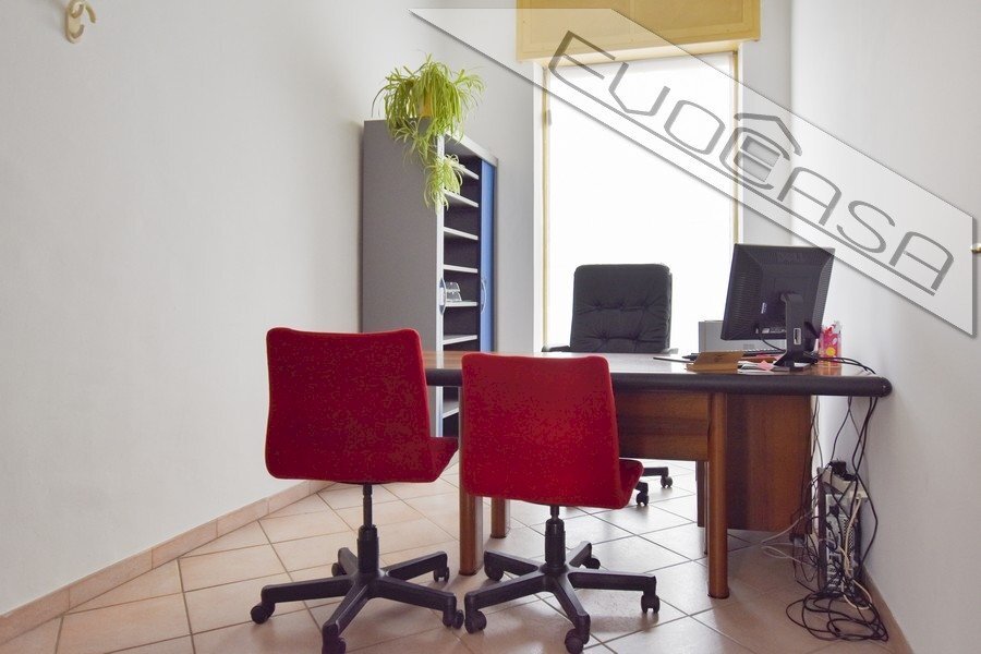 Ufficio Via Des Geneys 13, Pinerolo - foto 1