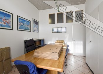 Ufficio Via Des Geneys 13, Pinerolo - foto 5