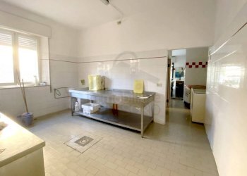 Laboratorio - Negozio via Marecchiese, Rimini - foto 3