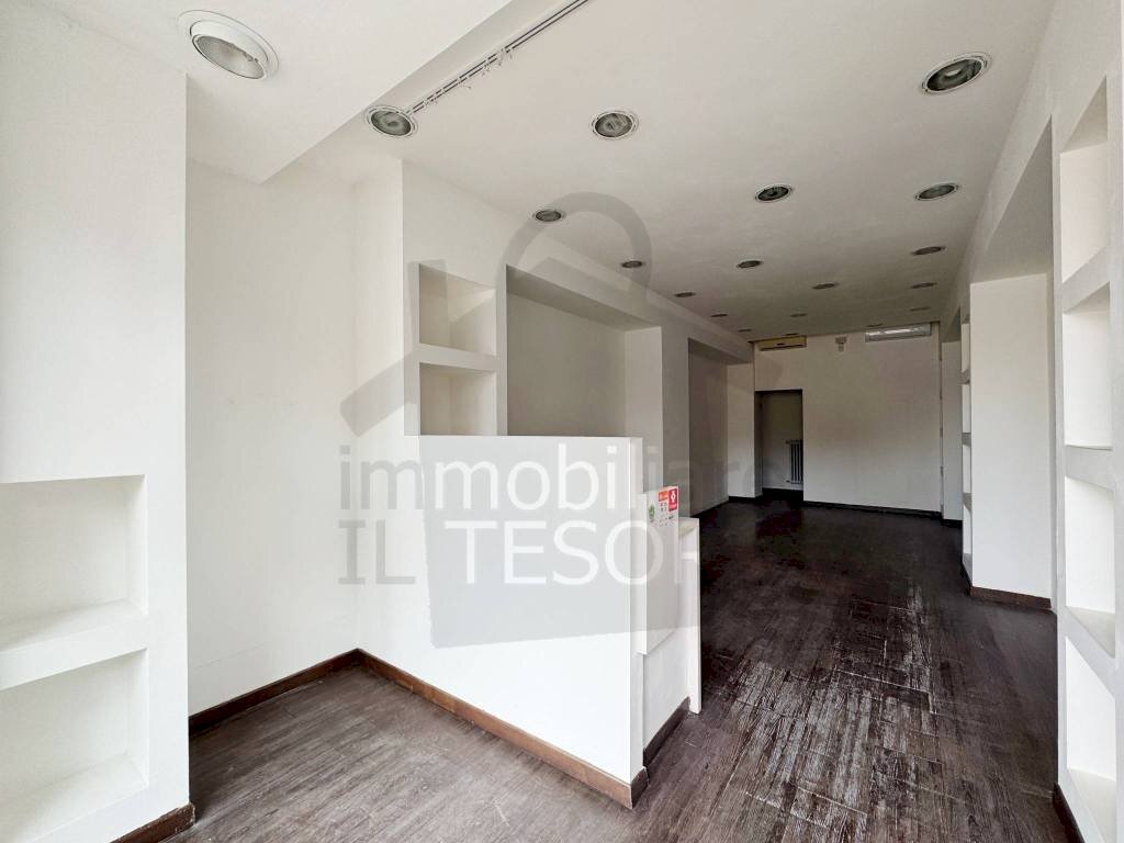 Interno non residenziale - Negozio via Casale, 184, Verucchio - foto 3