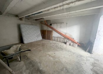 Garage - Rustico via Castello, Pietrarubbia - foto 19