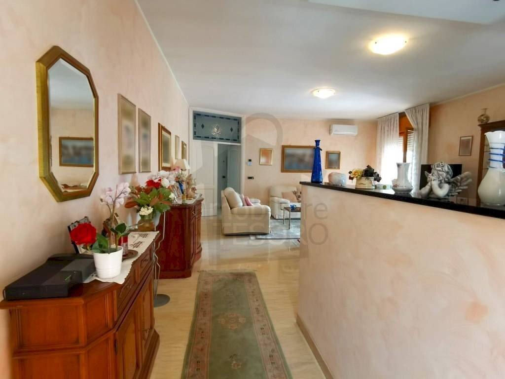 Soggiorno - Villa via Vladimir Ilic Ulianov Lenin, 20, Verucchio - photo 3