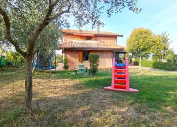 Esterno - Villa via Canale, Coriano - foto 1