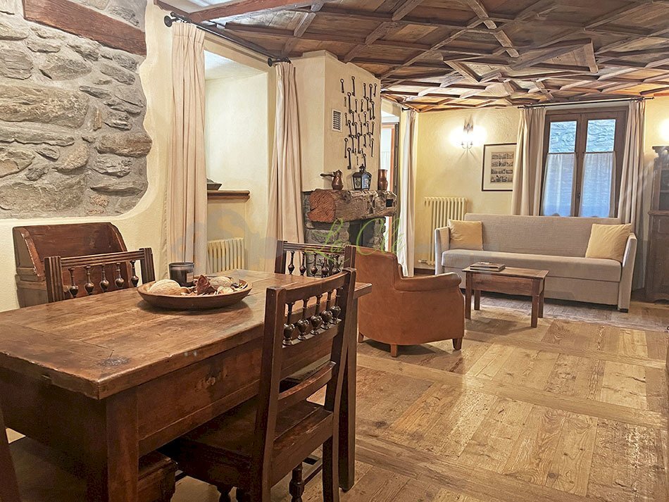 AFFITTO COURMAYEUR - SOGGIORNO E ZONA PRANZO - Two-room apartment Courmayeur - photo 3