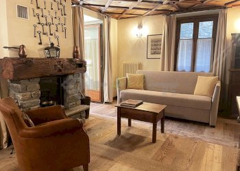 AFFITTO COURMAYEUR - SOGGIORNO E ZONA PRANZO - Bilocale Courmayeur - foto 1