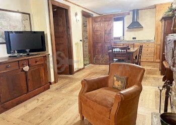 AFFITTO COURMAYEUR - SOGGIORNO E ZONA PRANZO - Bilocale Courmayeur - foto 5