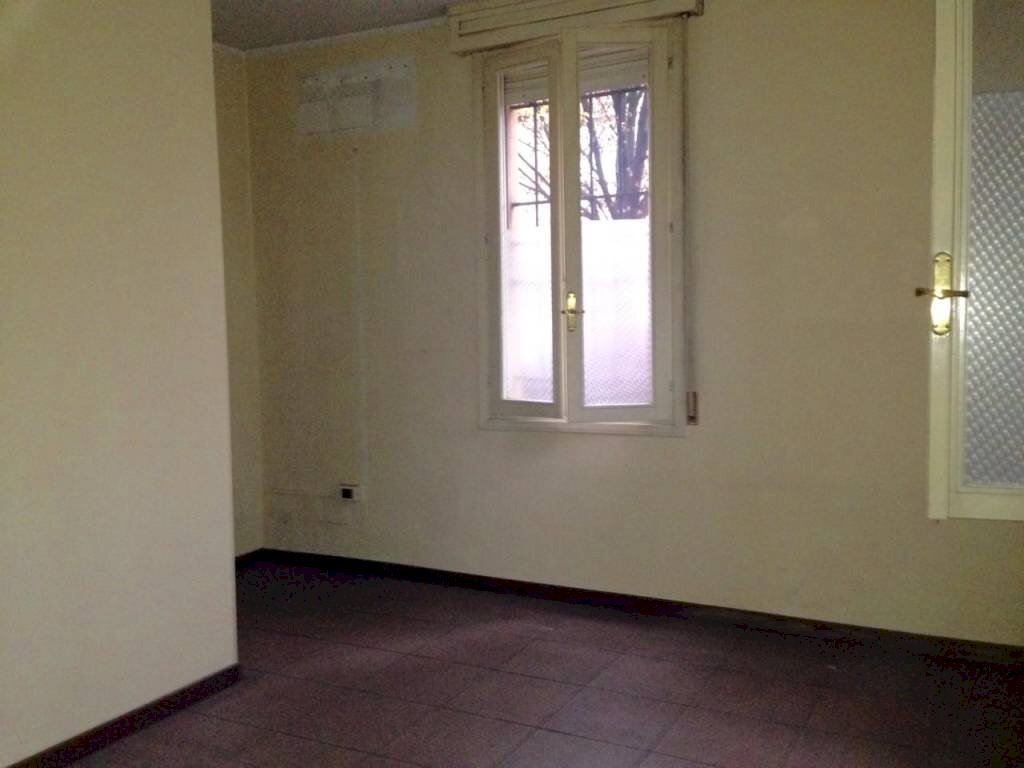 fullsizerender 03 - Office via 3 FEBBRAIO, Carpi - photo 3