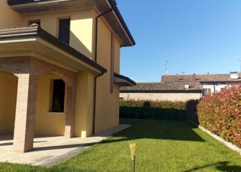 photo 2021 05 22 15 33 44 1 - Villa a Schiera via PRIMO MAGGIO, San Possidonio - foto 5