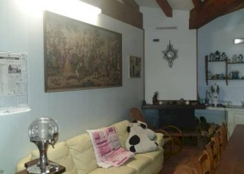 98fbeac6 7827 4eae a349 27df7d937ae4 - Warehouse Carpi - photo 5