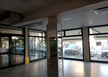 img 20231014 101350 1 - Shop via Genova, Carpi - photo 3