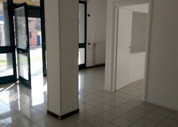 p 20181121 104603 - Shop via LEONI, Carpi - photo 5