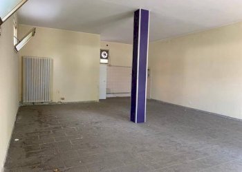 img 2816 - Negozio Mirandola - foto 2