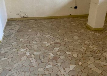 img 20230421 wa0102 - Negozio via Alessandro Manzoni, Carpi - foto 12