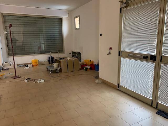 img 1090 - Negozio via LAGO D'ORTA, Carpi - foto 3