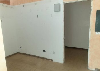 20211023 100352 - Negozio via 3 FEBBRAIO, Carpi - foto 6