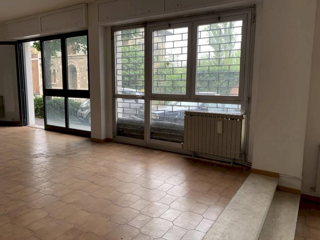 img 0190 - Shop piazzale RAMAZINI 37/B, Carpi - photo 3