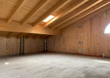 img 7679 - Attico San Possidonio - foto 2