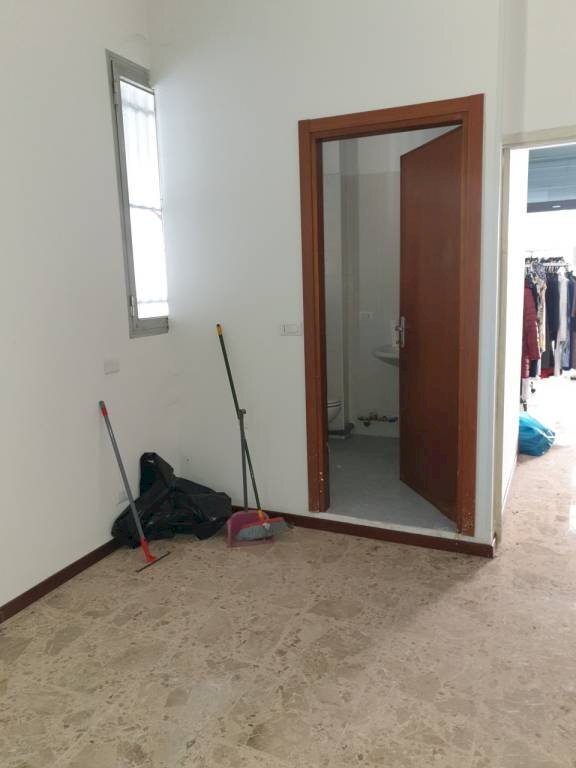 20220910 111415 - Shop NOVI DI MODENA, Novi di Modena - photo 2