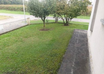 img 20231214 wa0192 - Villa via TIZIANO VECCHIO, Novi di Modena - foto 1